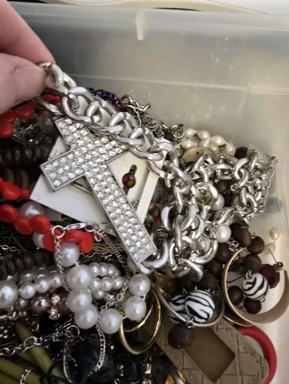 4 LB Pound Lot of Mixed Jewelry Pieces For Arts Crafts Some Wearable READ - Picture 3 of 13